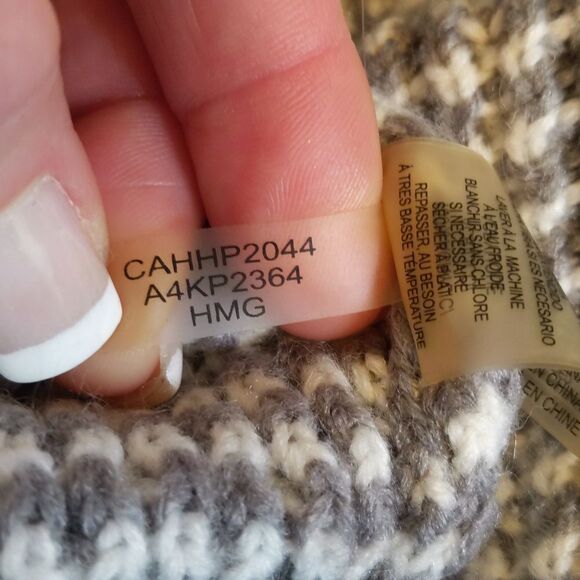 Calvin Klein acrylic knit turtleneck poncho/cape/sweater/coat, EUC, one size - Picture 7 of 9